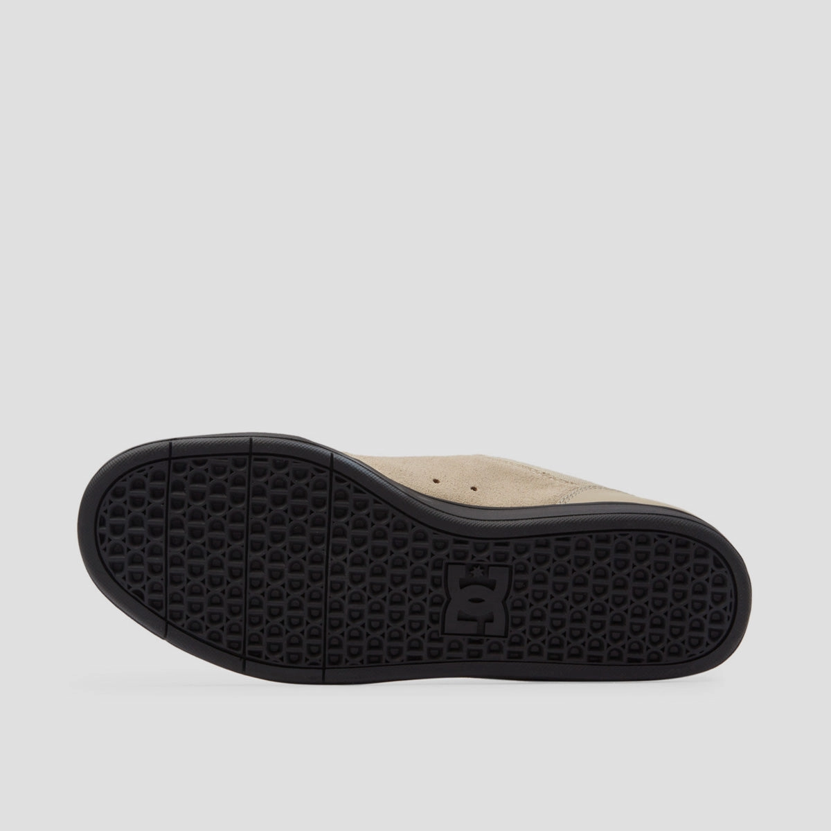 Everyday Ease, Modern Wearables, Streamlined Life, Feel-Based Fashion, Minimal Focus, Your Livewear, Responsive Design, Made To Roam