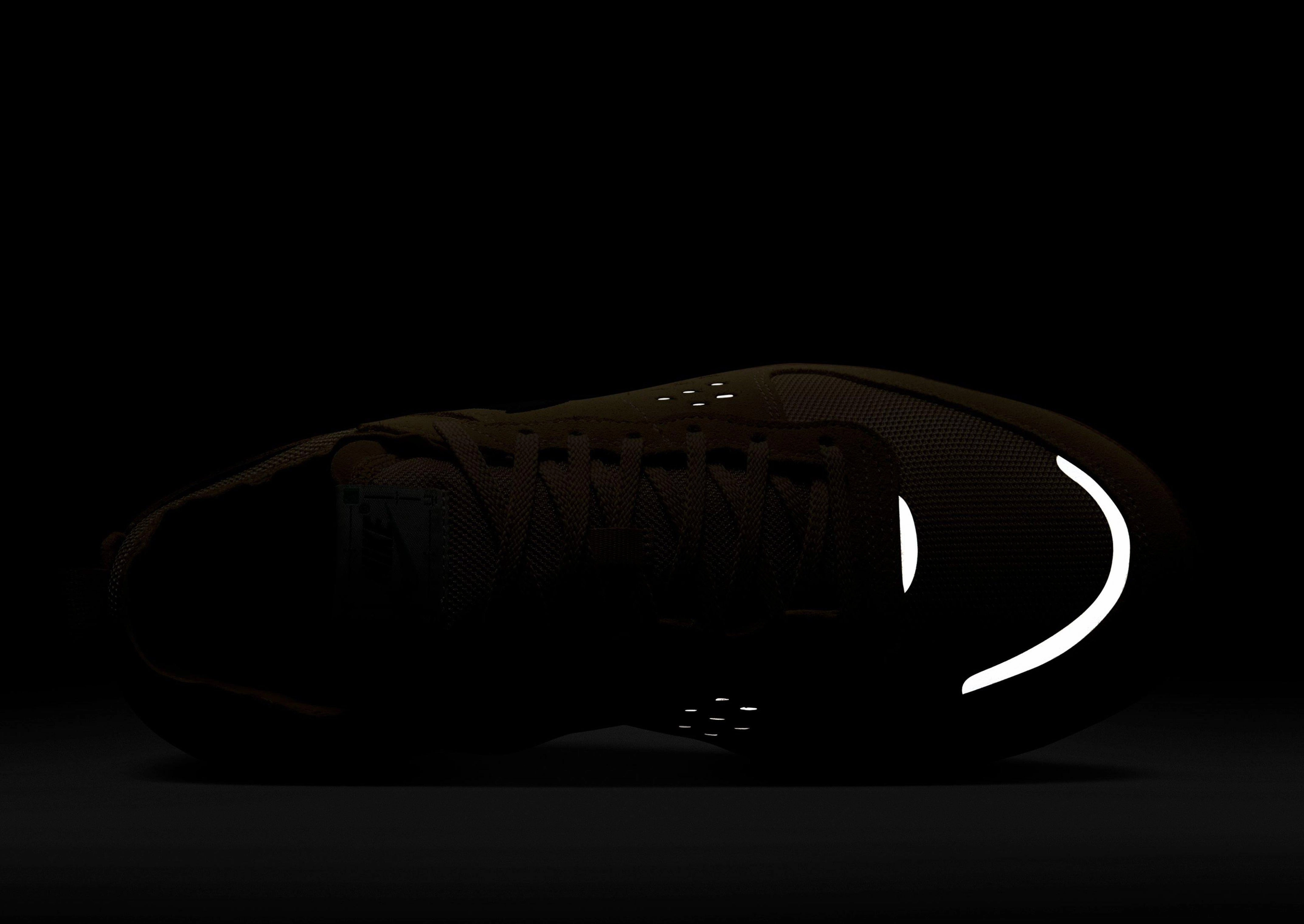 Go-Mode Ready, Layer-Easy, Versatility Matters, Go-Mode Fit, Clean-Motion System, Built To Adapt, Live Refined, Subtle Impact