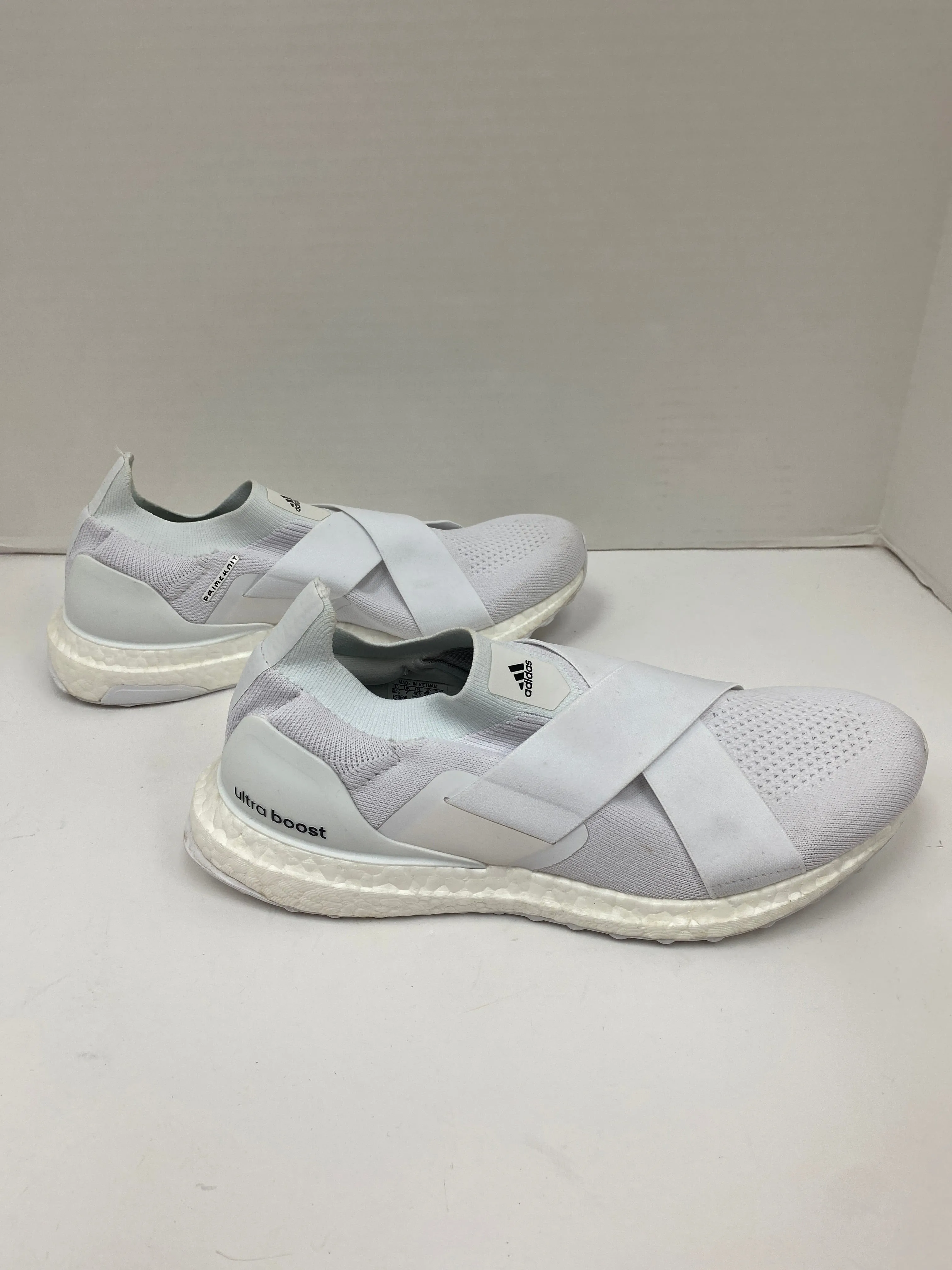 White Shoes Athletic Adidas, Size 8.5 adidas