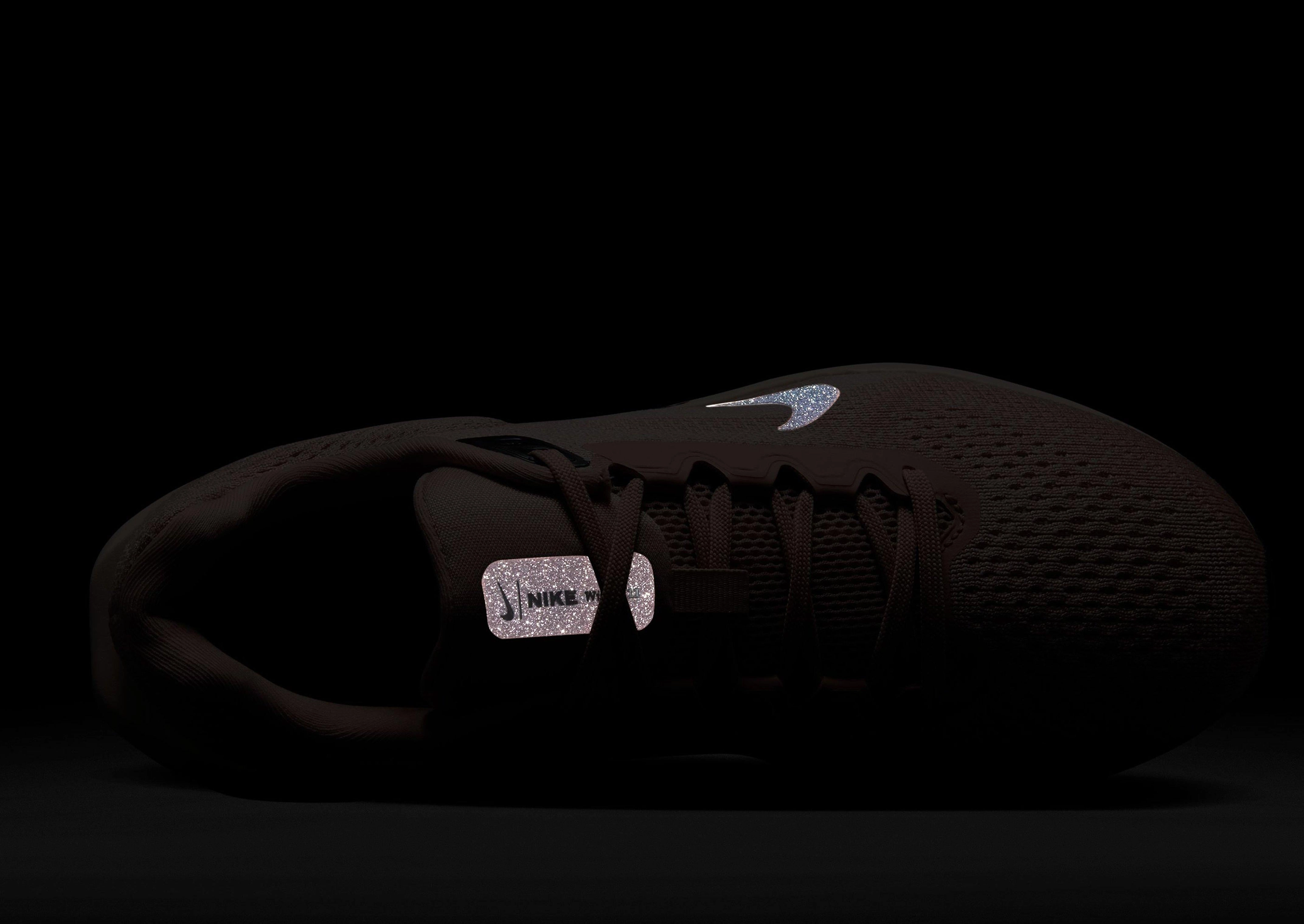 Living In Style, Refined Looks, Refined Edge, Versatile Drop, Subtle Style Gear, Style In Balance