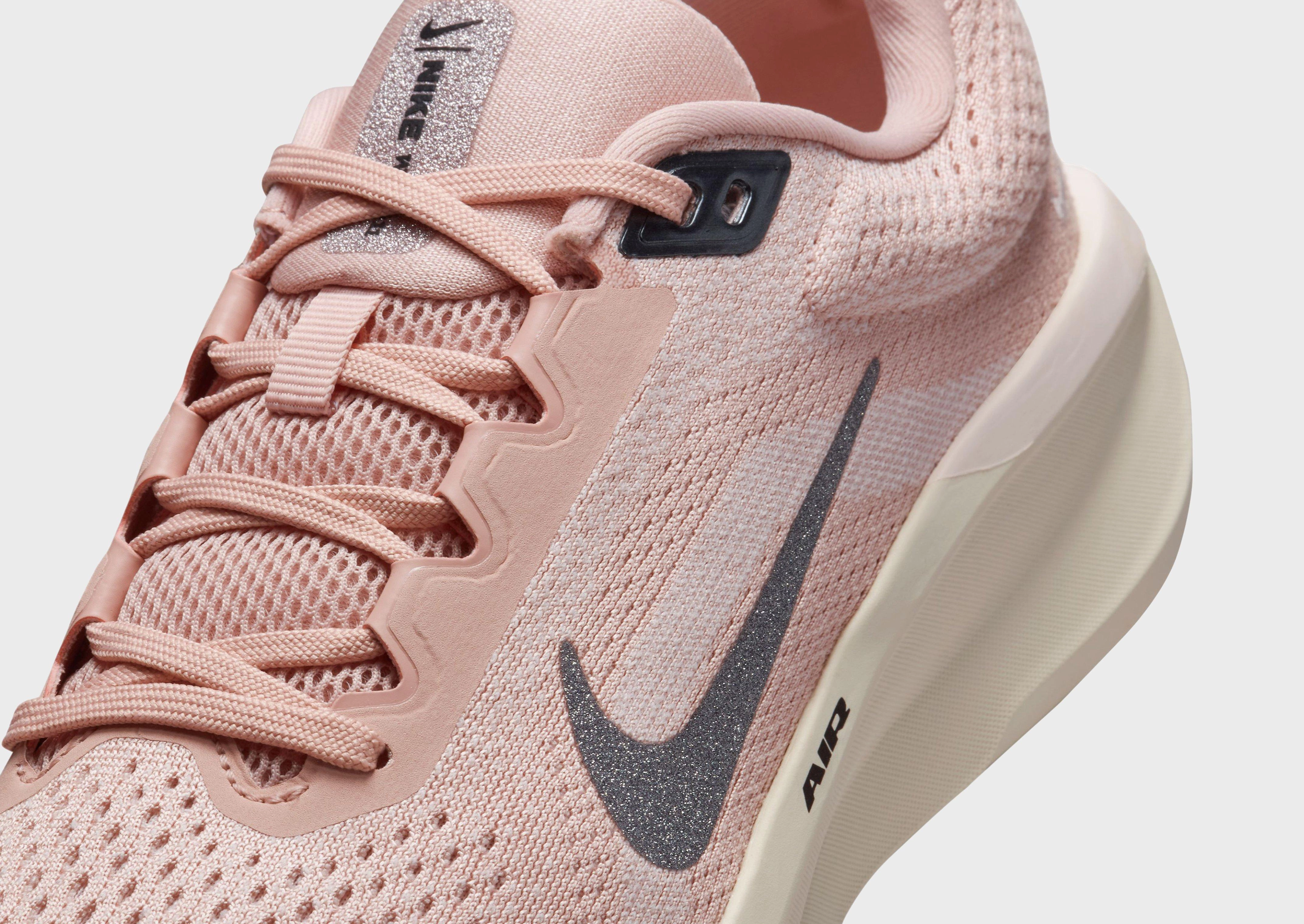 Subtle Performance, Crafted Evolution, Go Anywhere, Style To Move, Motion Elements