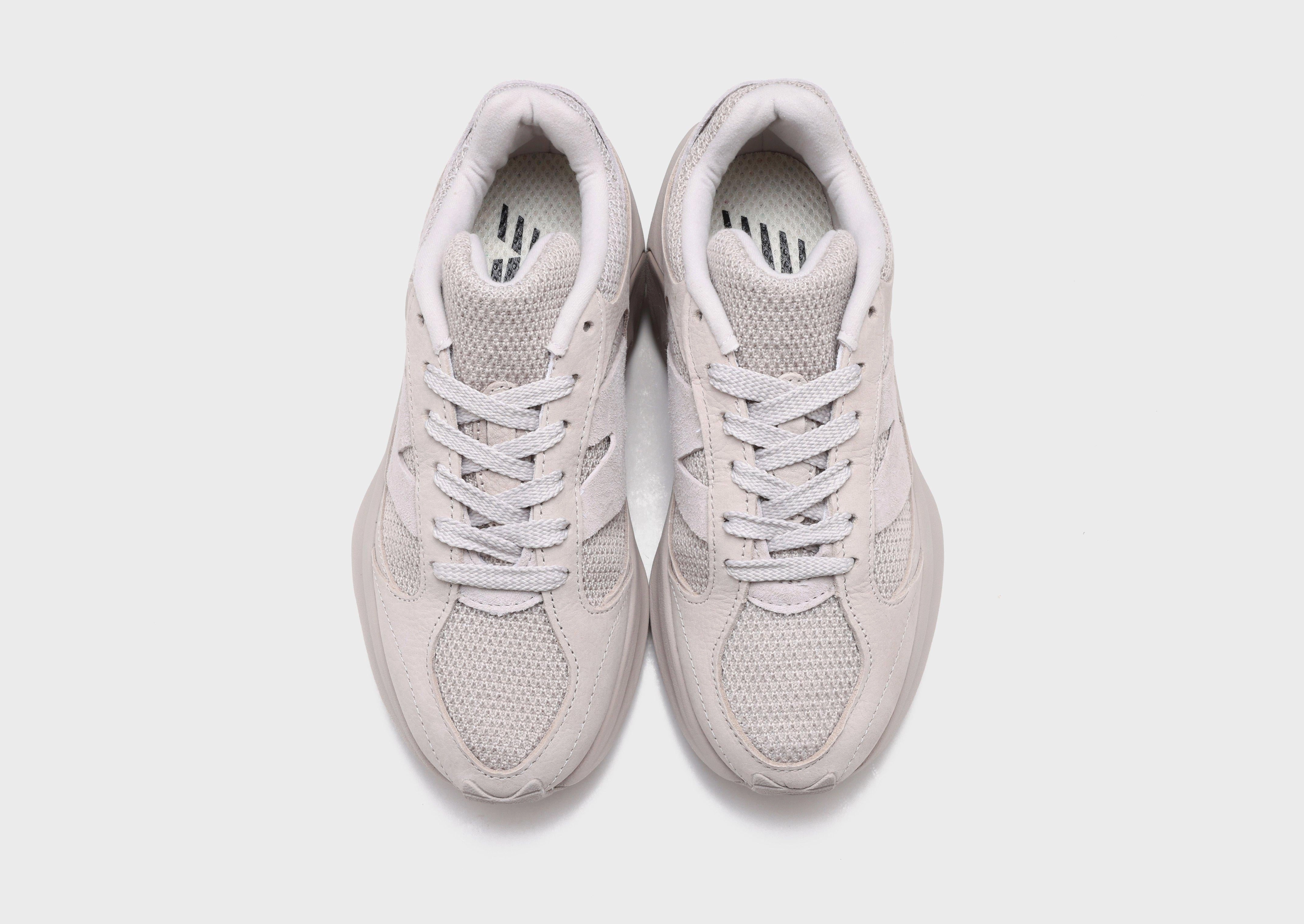 Everyday Comfort, Engineered To Adapt, Minimal Mood, Confident Minimal, Express In Ease