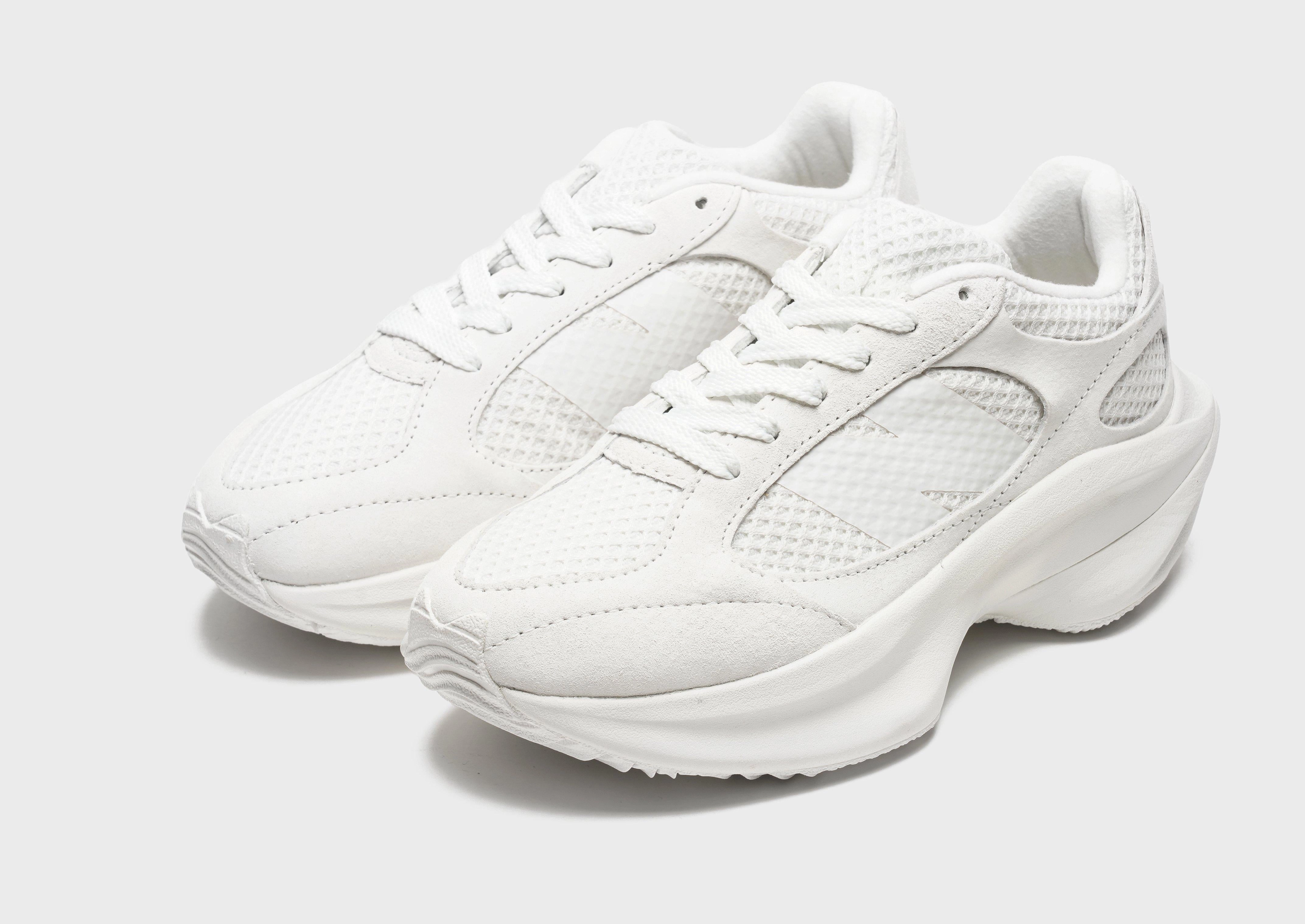 Calm In Motionwear, Style Meets Tech, Designed To Shift, On-The-Go Style, Vibe-Driven Gear, Shift Gear, Fresh Silhouette