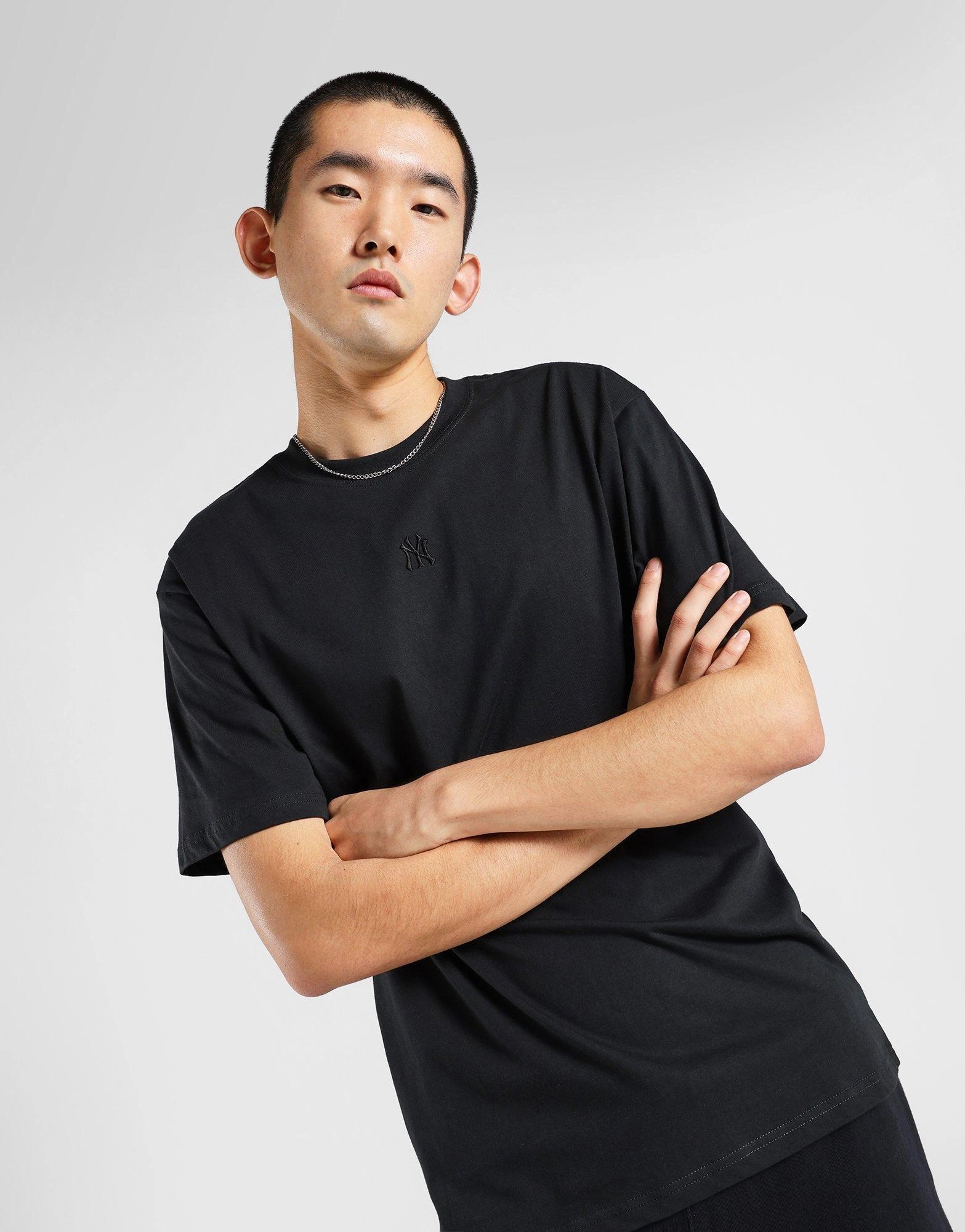 Easy Motion, Anytime Movement, Style To Move, Effortless Fit, Your New Core, Daily Shift