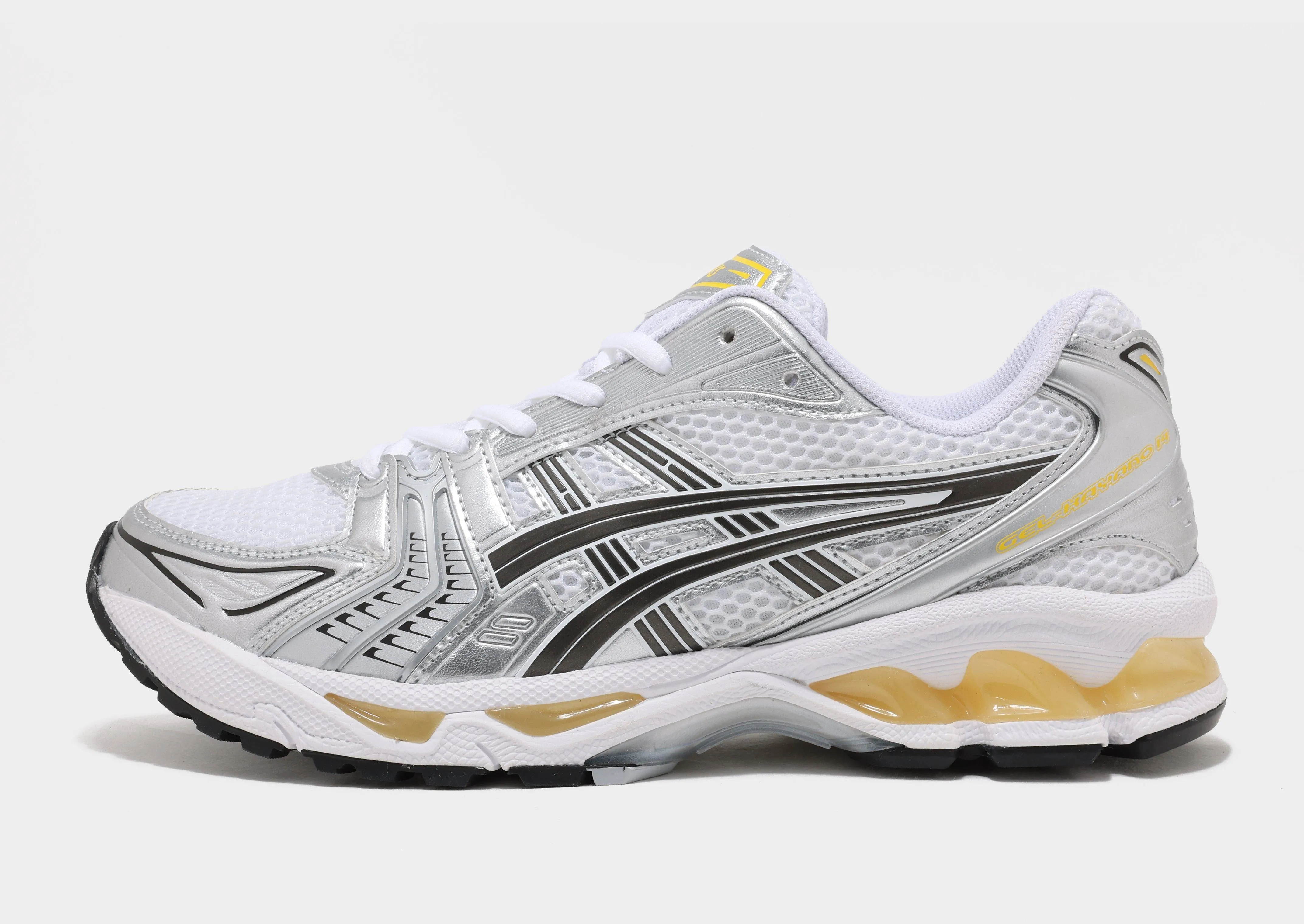 Engineered Comfort, Bold Minimal, Clean Dailywear, Ease-Ready, Urban Optimized, City-Fit, Reimagined Comfort