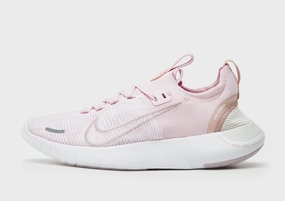 Live Light, Confident Comfort, Function-First Fit, Core-Driven, Rhythmic Comfort, Future Lines, Motion Simplicity