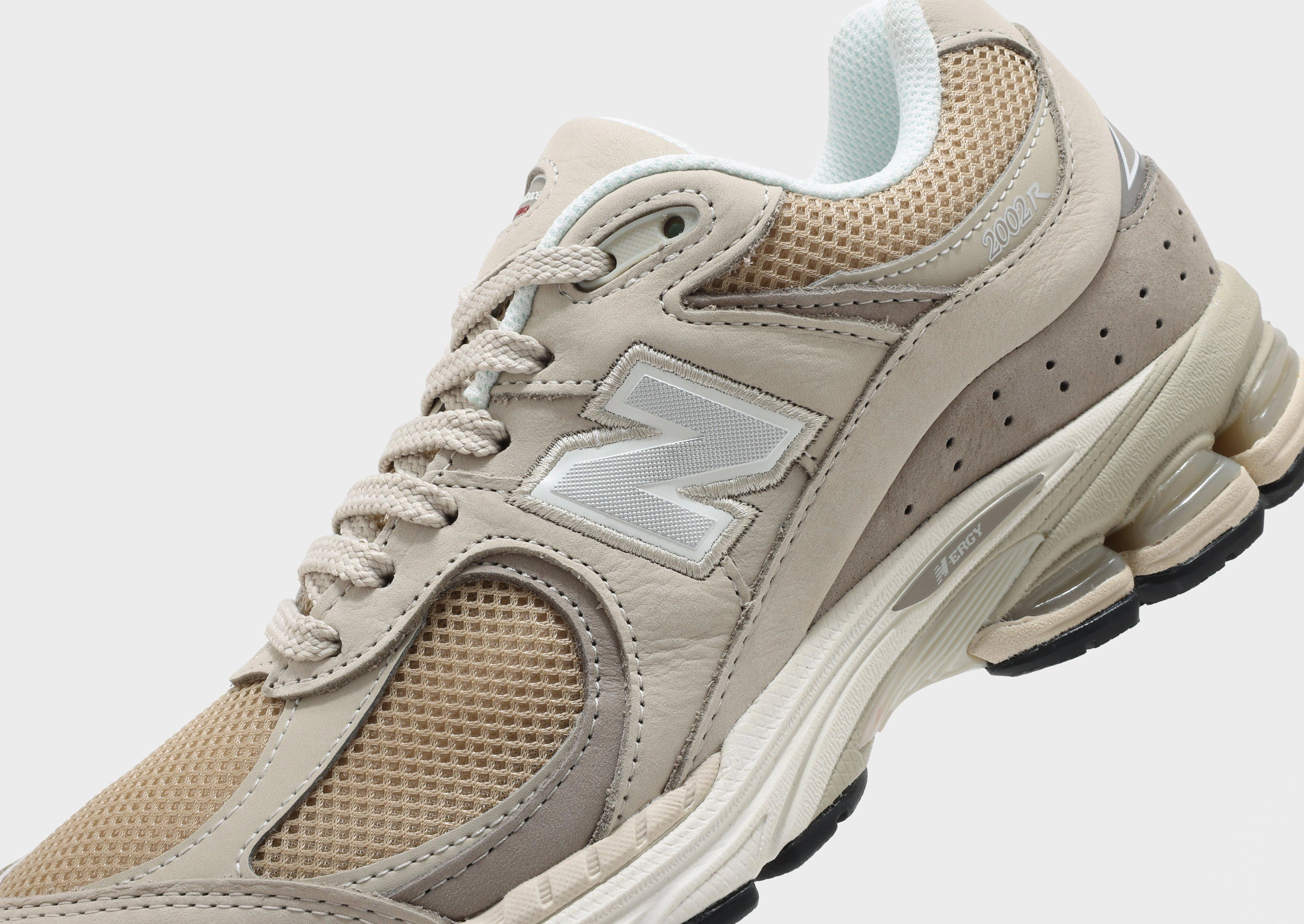 Fresh Drop, Premium Feel, Crafted To Move, Essence Of Movement, Flow-Forward Gear, Multi-Context Fit, Streamlined Mobility, Gear For Today