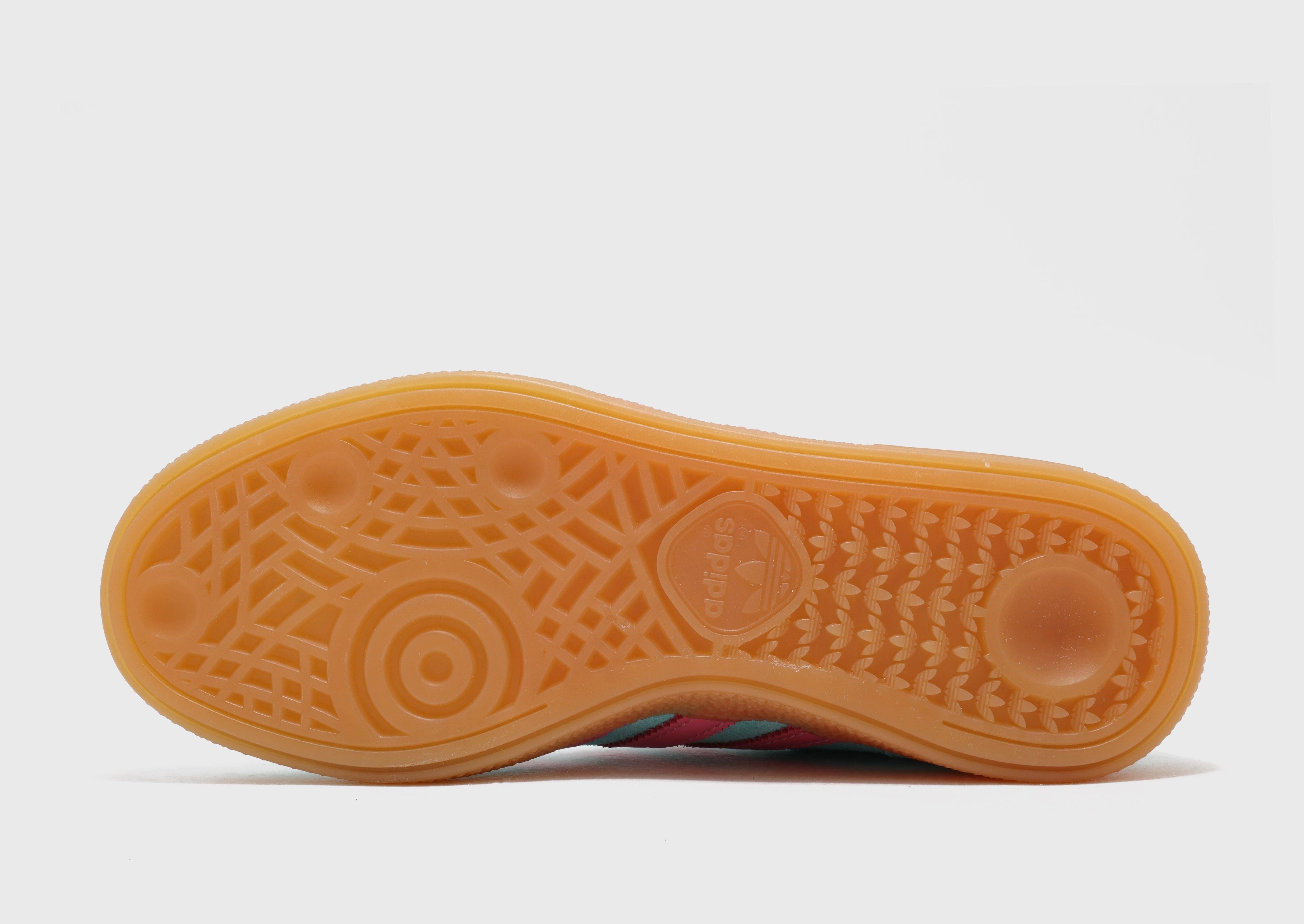 Style Forward, Designed With Flow, Essential Uniform, Iconic Minimalism, Engineered Comfort, Gear For Today
