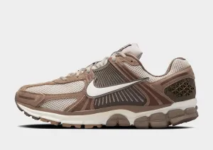 Elevated Minimal, Streamlined Edge, Responsive Fit, In-Motion Look, Ease-Forward Fit, Clean City Core
