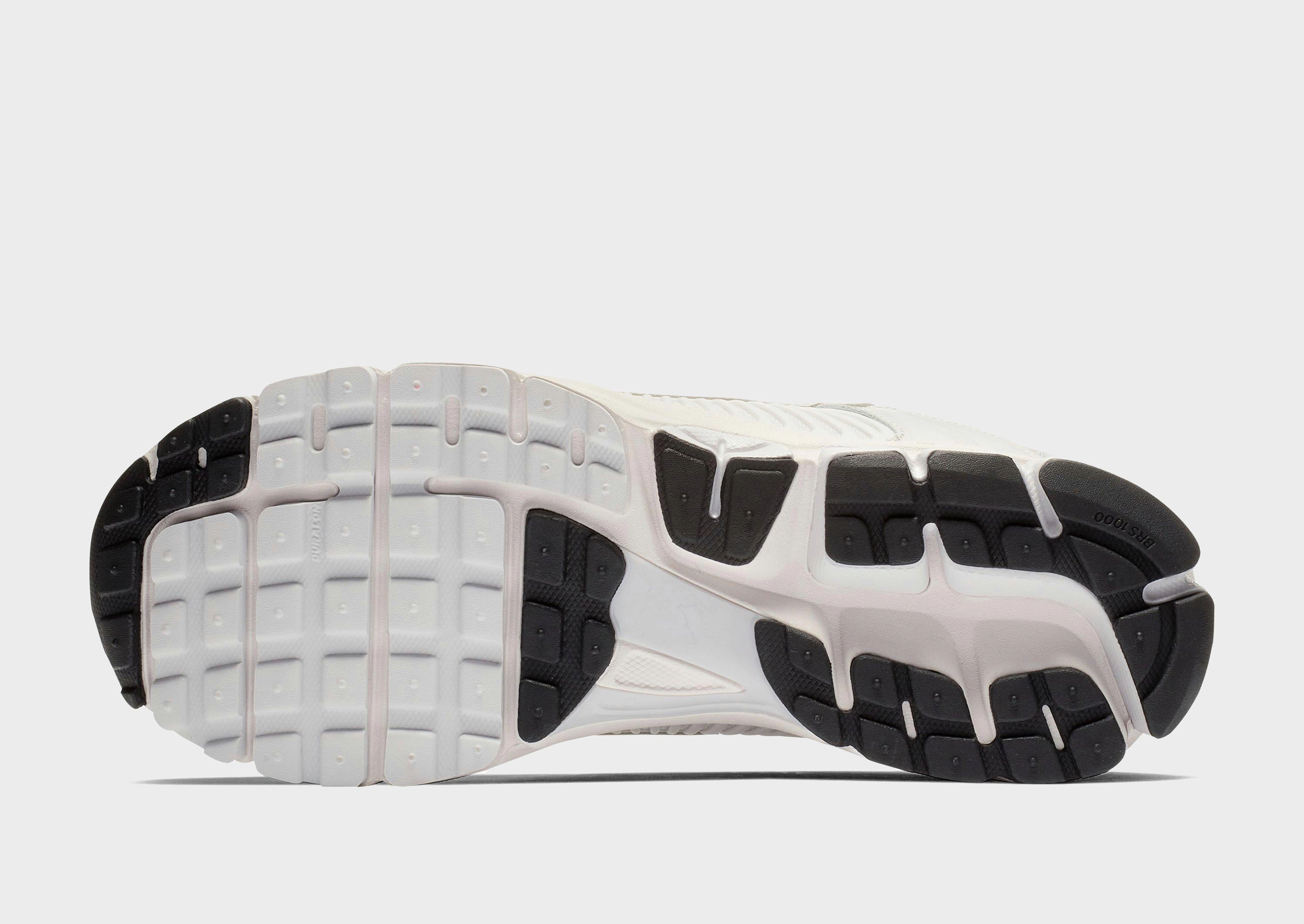 Flowline Fashion, Form-Light Fit, Built To Breathe, Precision Layers, Multi-Context Fit