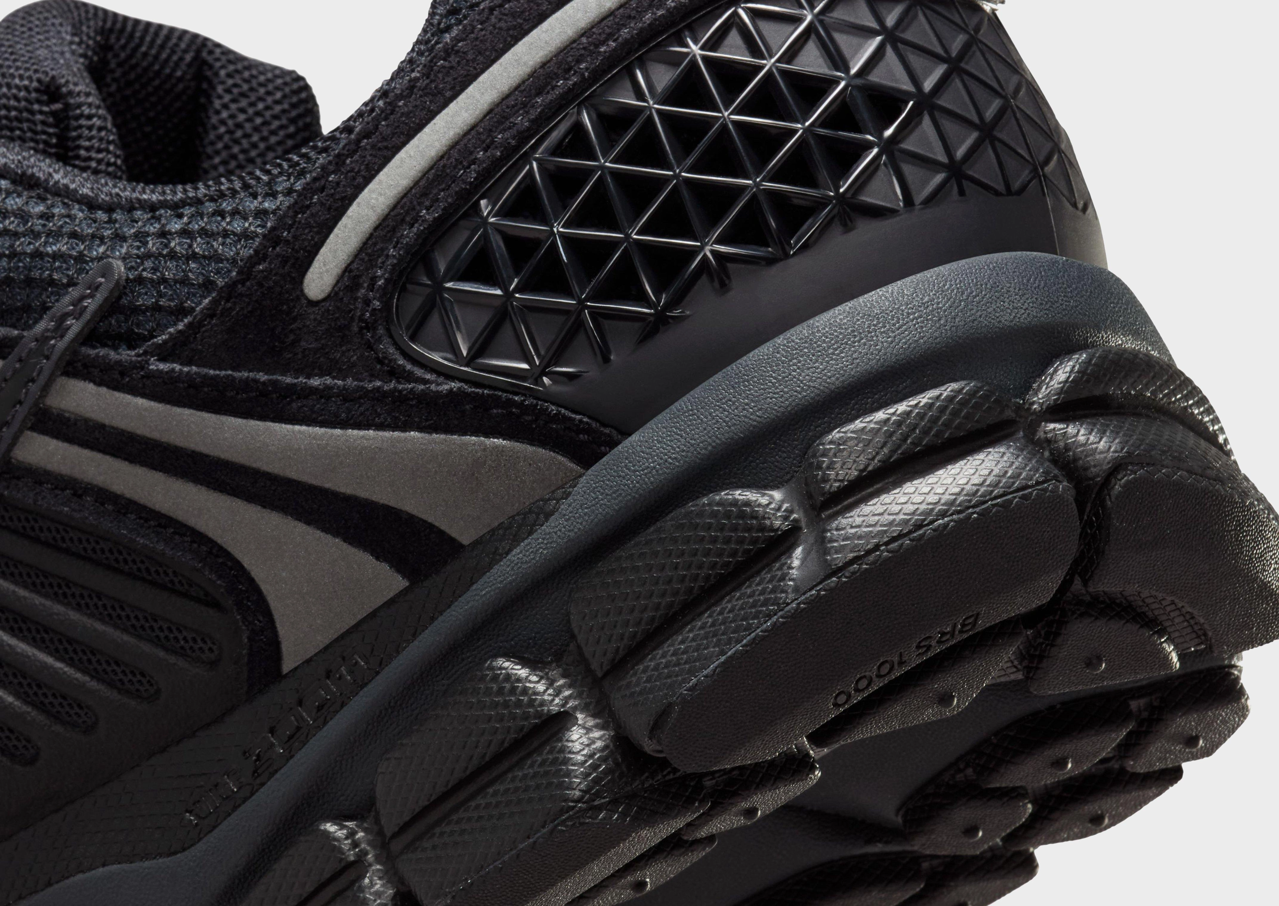 Bold Looks, Calm In Motionwear, Refined Urbanism, Design In Focus, Unisex Rhythm, Clean Aesthetic, Integrated Cool