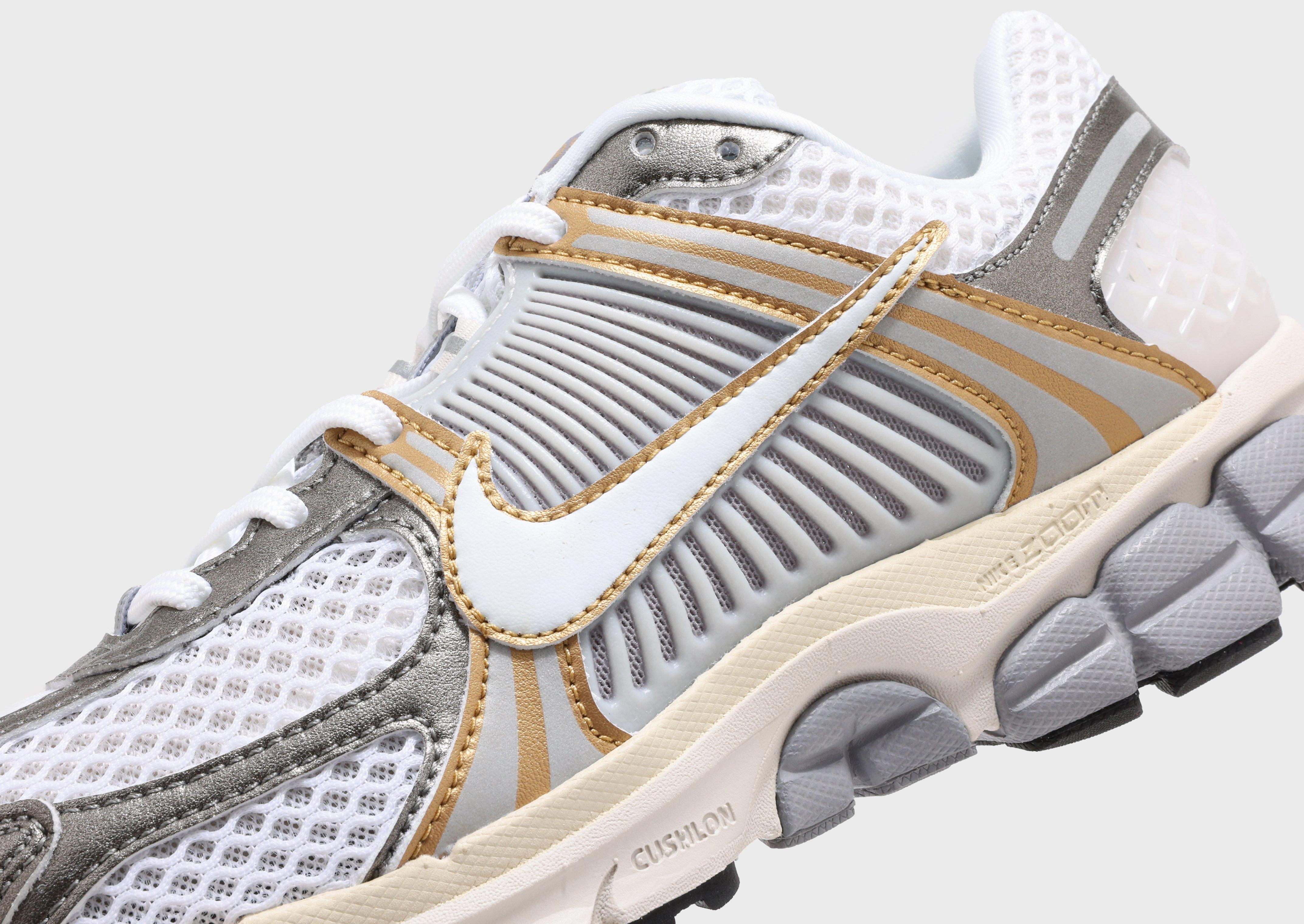 Unified Fit, Calm-Driven Fit, Soft Structure, Modern Momentum, Fluid-Form Design