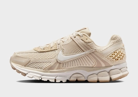Evolved Form, New Neutral, Pure Motion, Purposefully Crafted, City-Proof, Seasonless Drop, Curated Looks