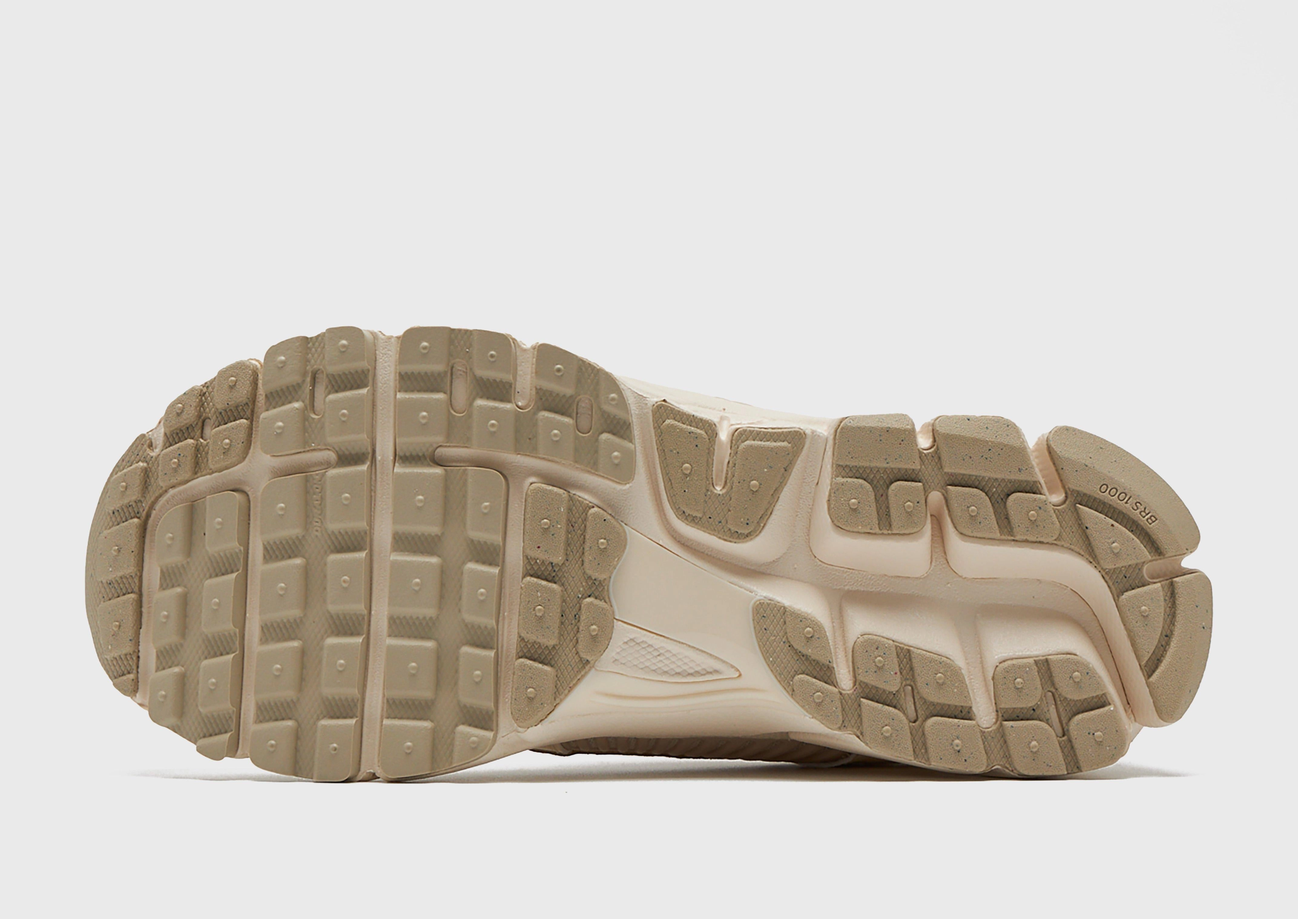 Made To Flex, Style To Move, Layer Light, Calm In Motionwear, Smooth Layers, Structured Motion, Lifestyle Drop, Pure Expression
