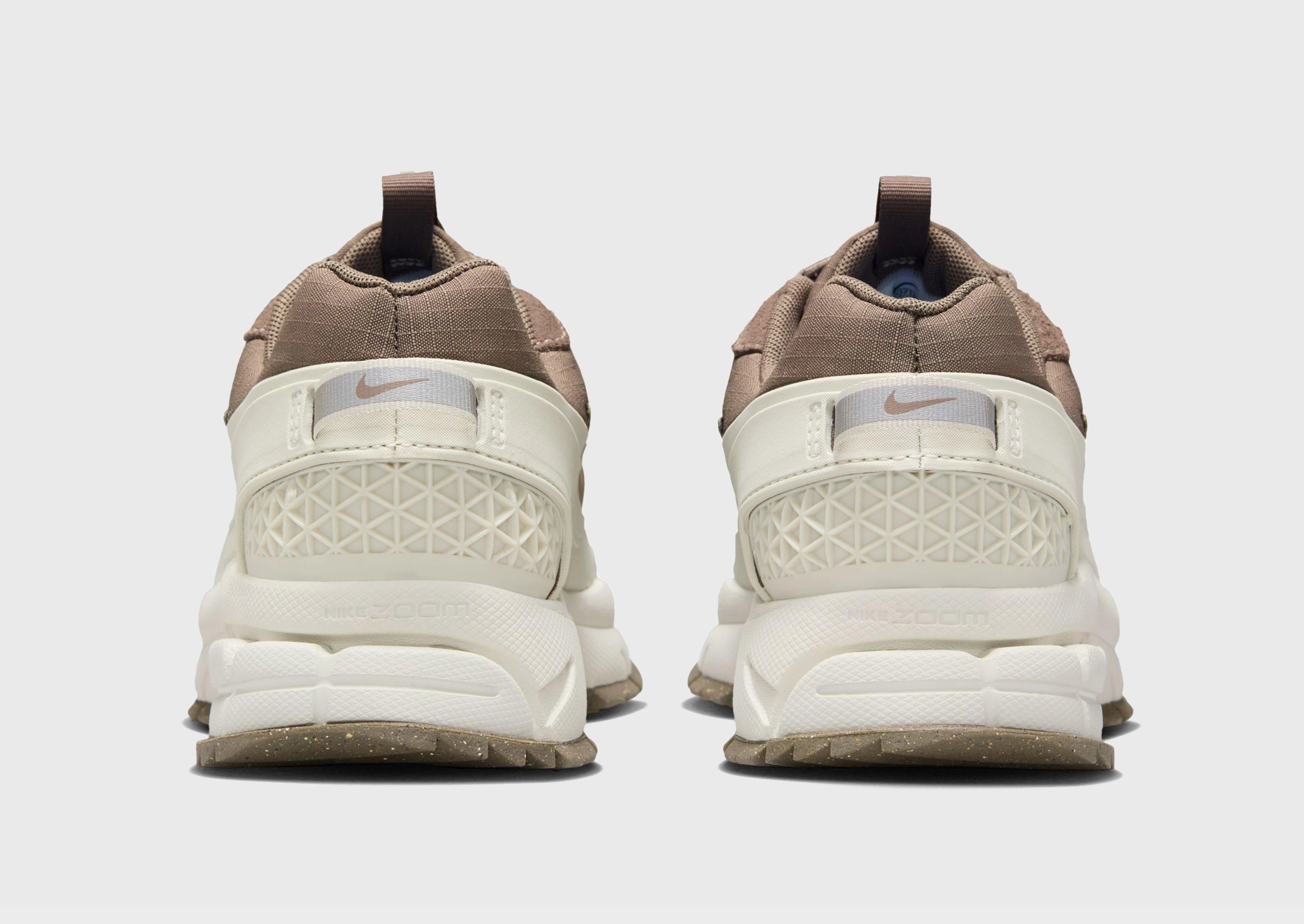 Smart Layering, Integrated Lifestyle, Layer Logic, Versatile Gear, Smart Function